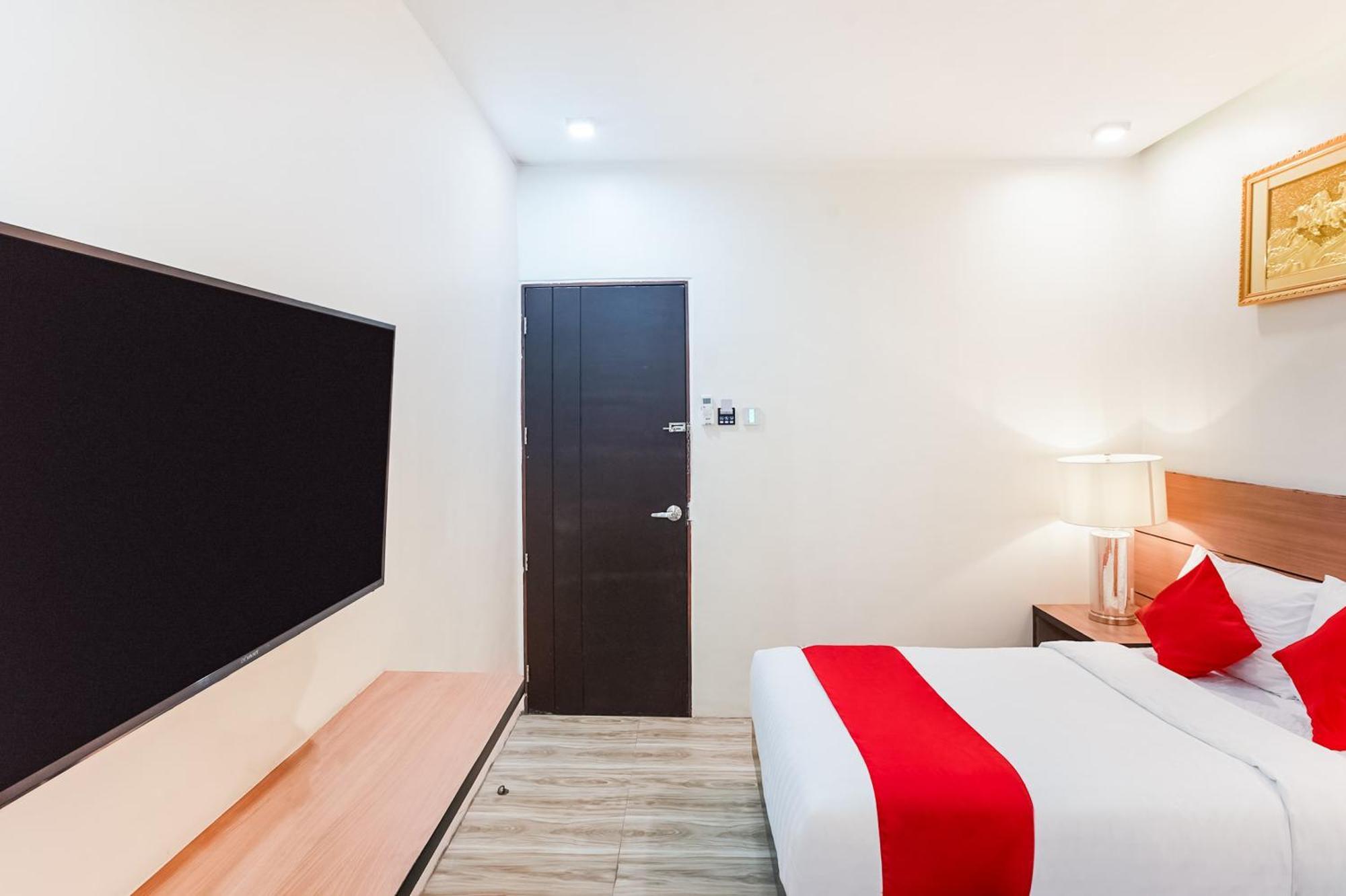 Oyo 489 Casa Mia Hotel Suites General Santos City Екстер'єр фото