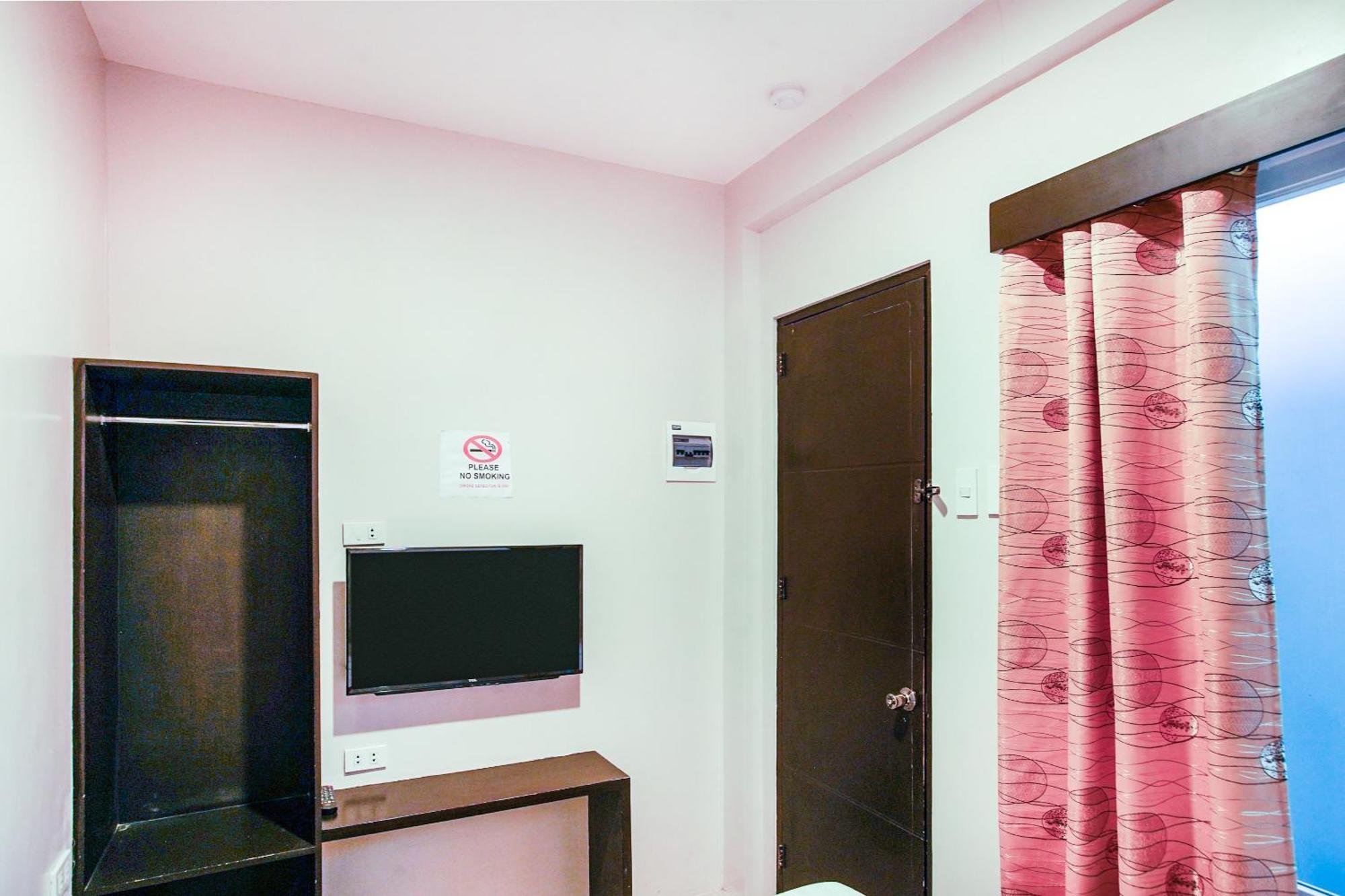 Oyo 489 Casa Mia Hotel Suites General Santos City Екстер'єр фото